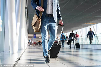 空港内で、指紋認証の代わりに歩き方で個人を特定する未来がやってくる？